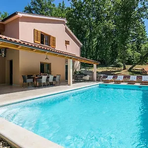  Villa Tila Comfortable Holiday